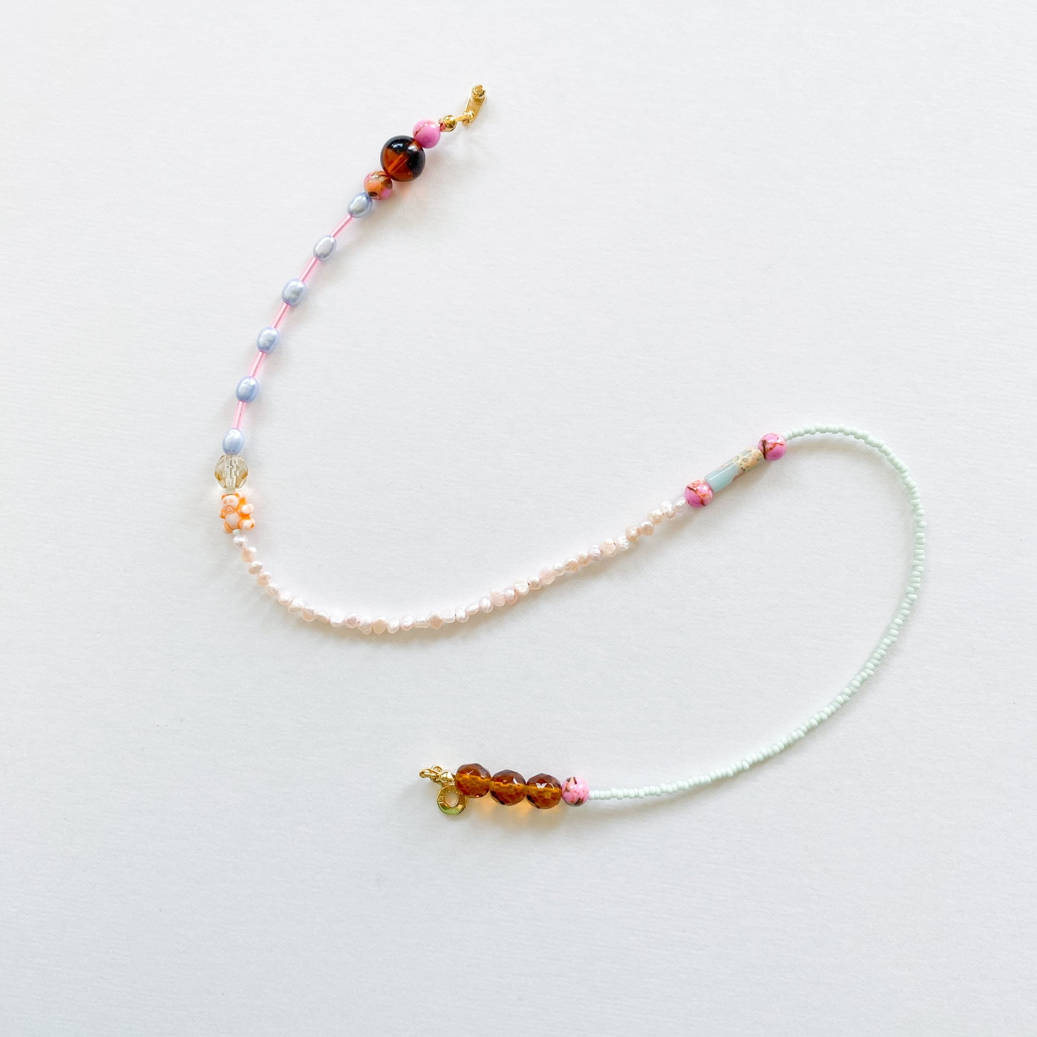 淡水パールとビーズのネックレス