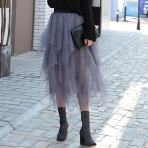 レディース スカート ロングスカート チュールスカート メッシュスカート ミドル丈 フェミニン チュール ふわふわ ハイウエスト ウエストゴム 透け感 薄手 かわいい 大人可愛い きれいめ シンプル カジュアル おしゃれ こなれ感 ラフ ガーリー ルーズ 個性的 エレガント モダン 主役級 存在感 とろみ感 抜け感 ラブリー キュート 都会的 ロマンティック ナチュラル 無地 春 秋 デート お出かけ 女子会 休日 ショッピング コーデ 美脚 脚長 普段使い モテ トレンド 流行 ゆる フリーサイズ
