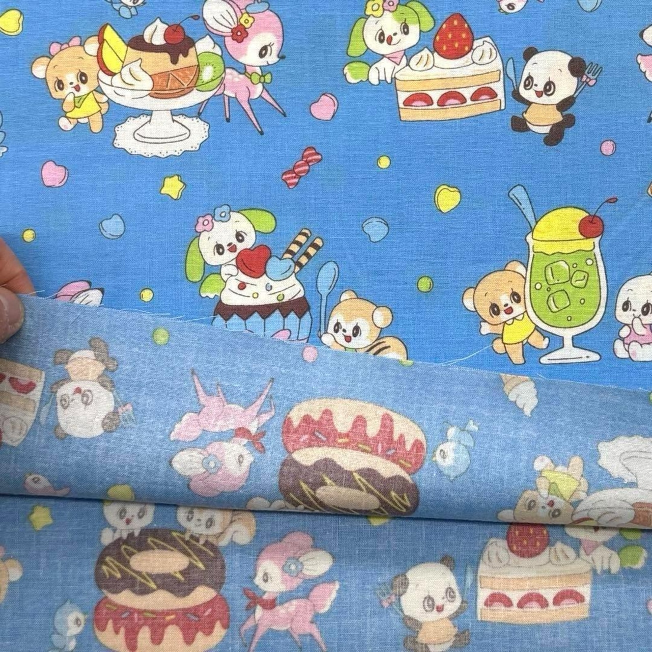 Cdr514◆1m◆SM◆綿100%シャーティング生地◆レトロ柄