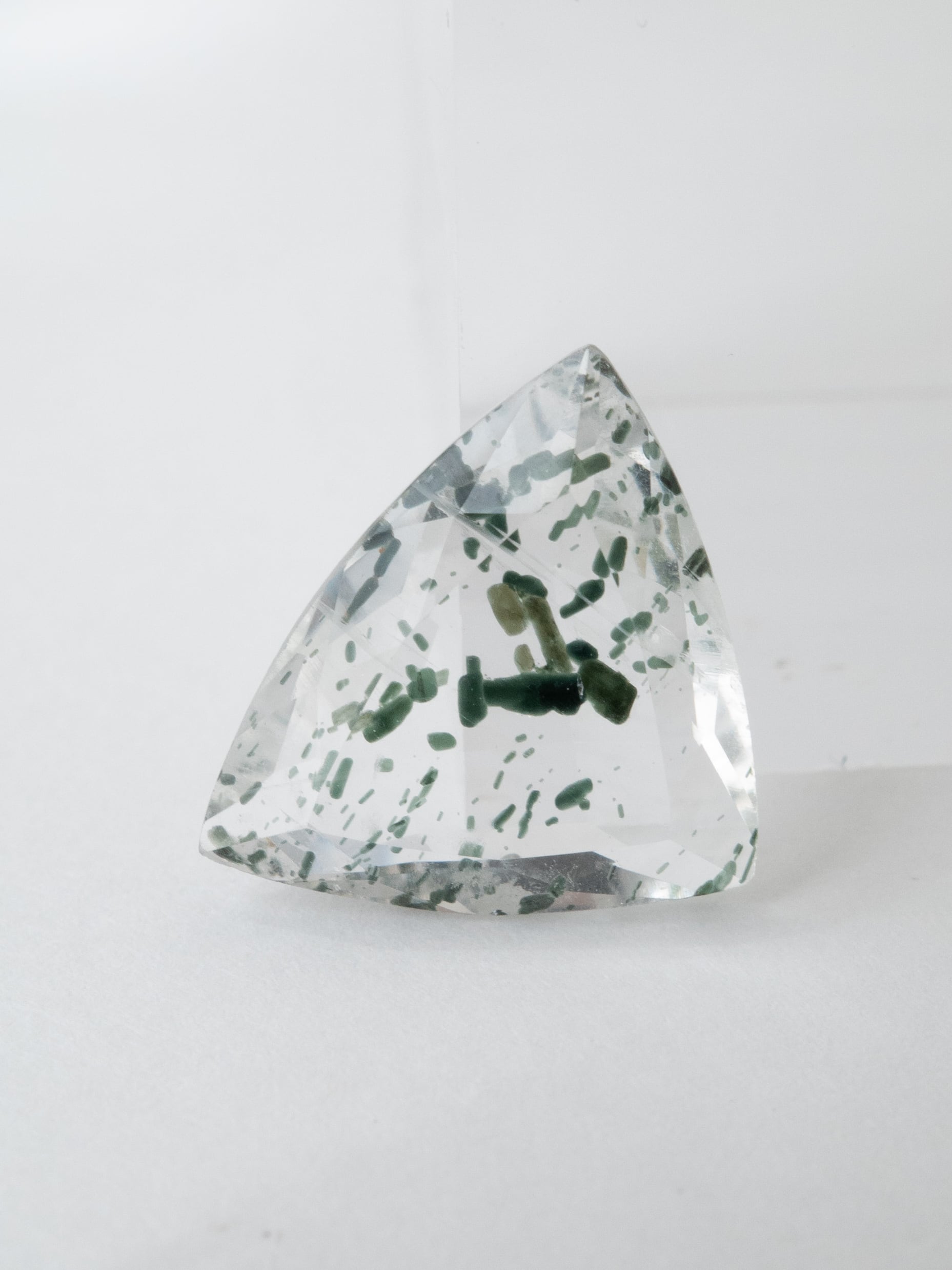 パキスタンスカルドゥ産 トレモライトインクォーツDT Tremolite in Quartz | SELSHA