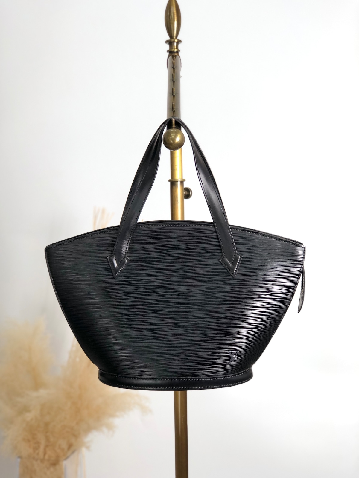 LOUIS VUITTON ルイヴィトン エピ ハンドバッグ ブラック レザー サン 