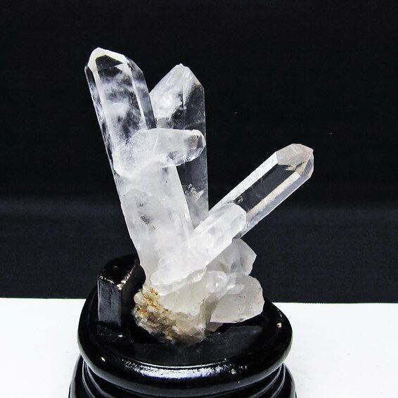 水晶 クラスター マダガスカル産 台座付属 水晶 原石 一点物 172-4351
