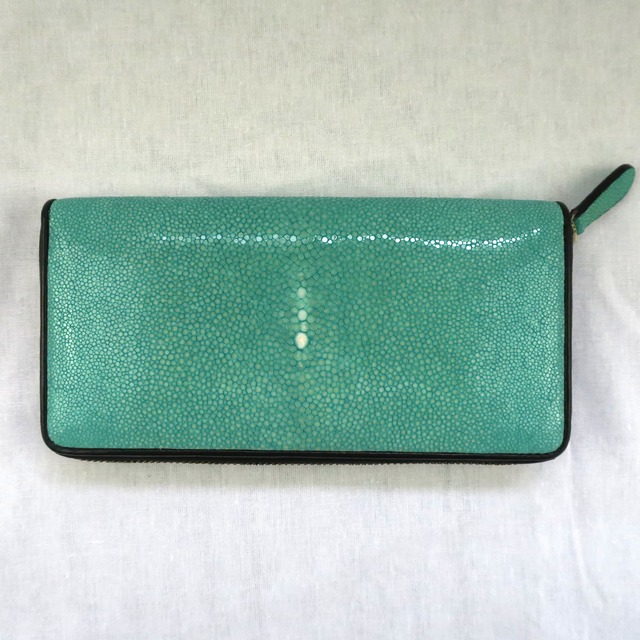スティングレイ（エイ革） ターコイズブルー 長財布 | World Design  