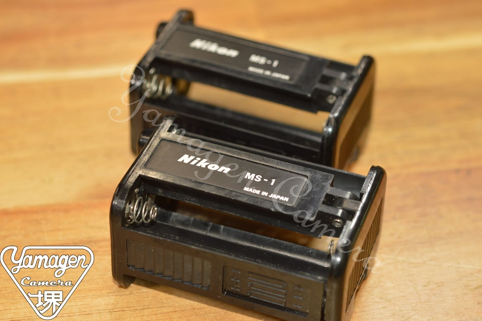 Nikon（ニコン）純正の電池ホルダー MS-1の2個セット Nikon/【希 少】Nikon MS-1 2個セット 単3電池ホルダー 【Nikon F2 MD