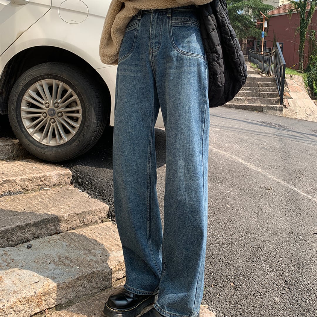 design straight high waist jeans