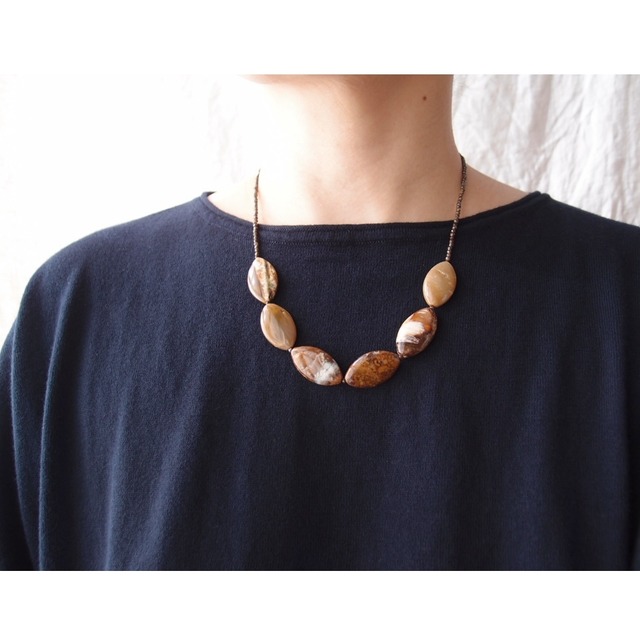 Petrified Wood × Bronzite Necklace／ペトリファイドウッド×ブロンザイト ネックレス（Marquess）