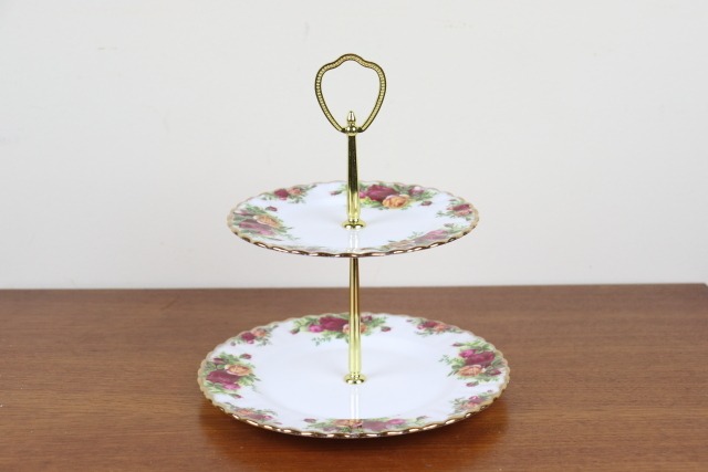 ロイヤルアルバート　オールドカントリーローズ　２段ケーキスタンド　薔薇　ROYAL ALBERT　イギリス　ヴィンテージ　食器