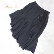 社交ダンス 衣装 スタンダード スカート レッスンウェア レディース DANCE FASHION EVE 黒 ブラック系 アシンメトリー キラキラ 社交ダンス用スカート スタンダードドレス 競技 ダンス衣装 スカート丈 ミモレ丈 ロングスカート きらきら ホログラム 光る パーティー フォーマル クラシック ブラック モダン ダンスファッションイヴ ファスナー仕様 ポリエステル 洗濯 簡単 ケア ダンス ストレッチ フィット感 プリーツ風 フレア すそ広がり 巻き風 ラテンじゃない