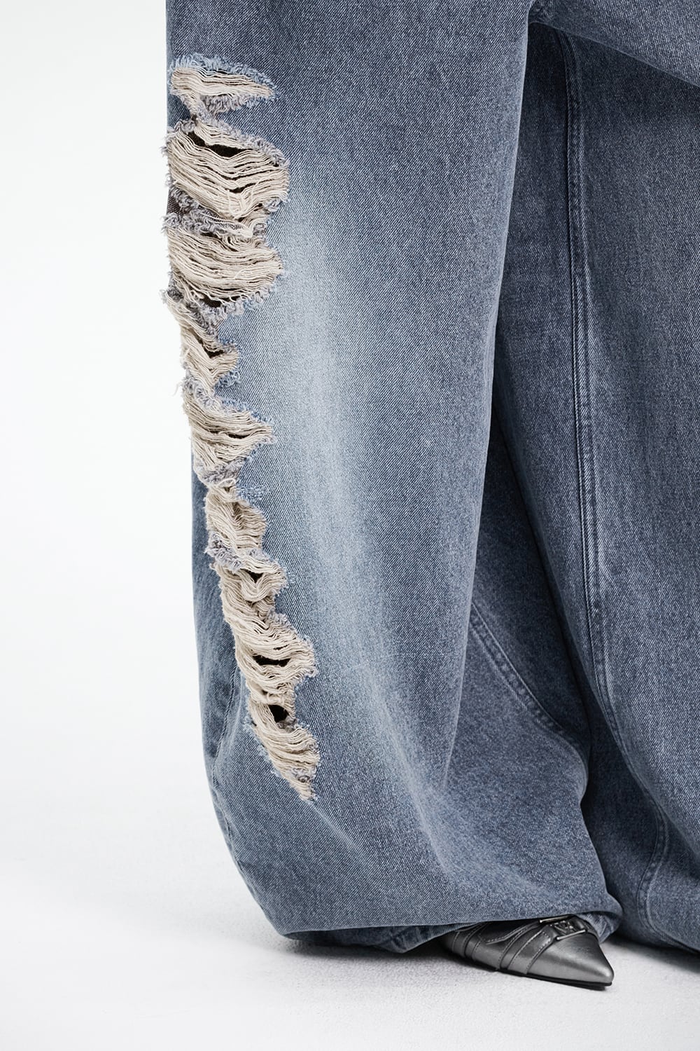 TREEMINGBIRD] Balloon Fit Damage Denim Pants [ Blue ] 正規品