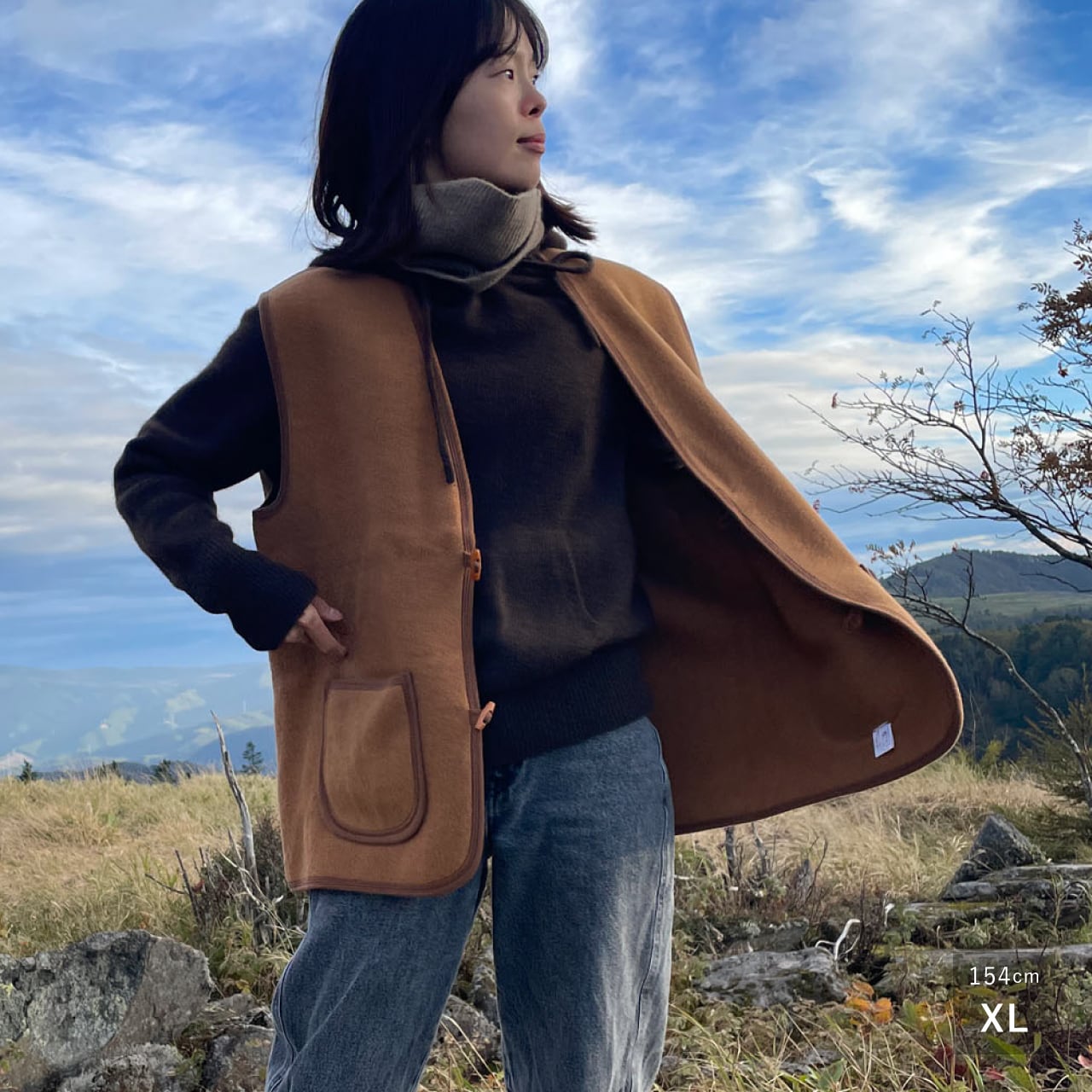らくだのフェルトのベスト | 空飛ぶ羊 BASE webshop｜モンゴルの天然毛