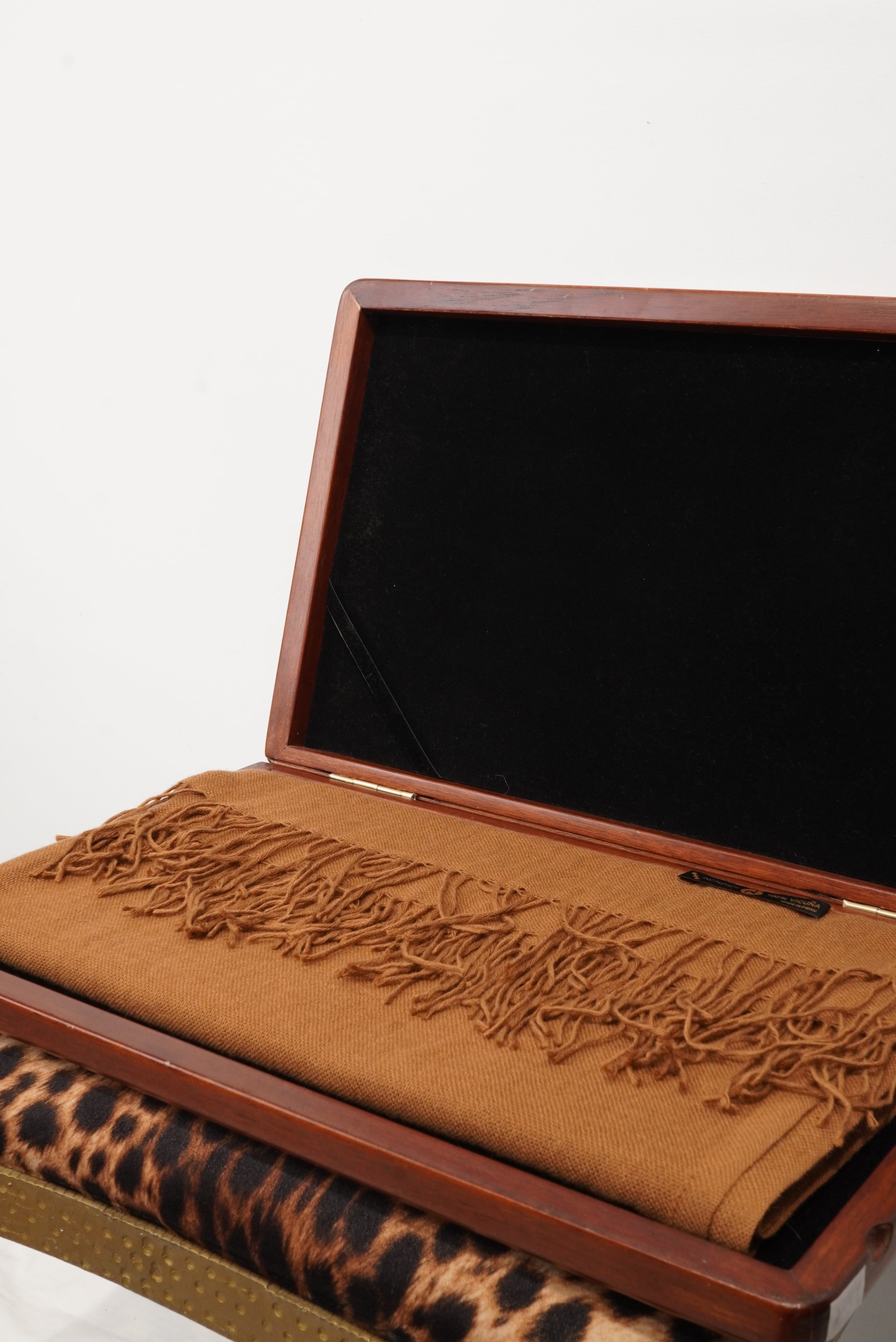 eofm / VICUNA SCARF (221108)