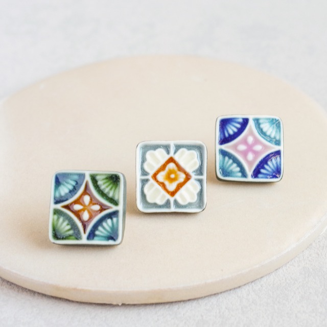 マジョリカ　ピンバッチ