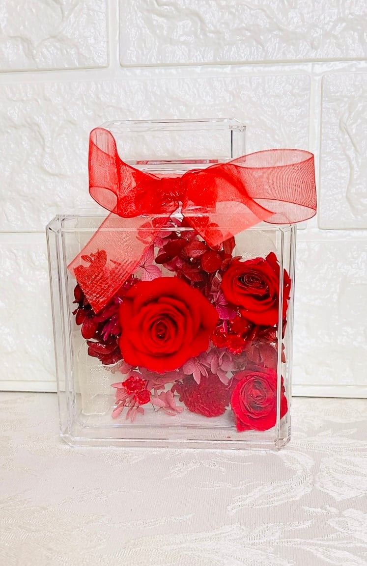 煌めいて！香水瓶型アレンジ・レッド | Flower Windmolen