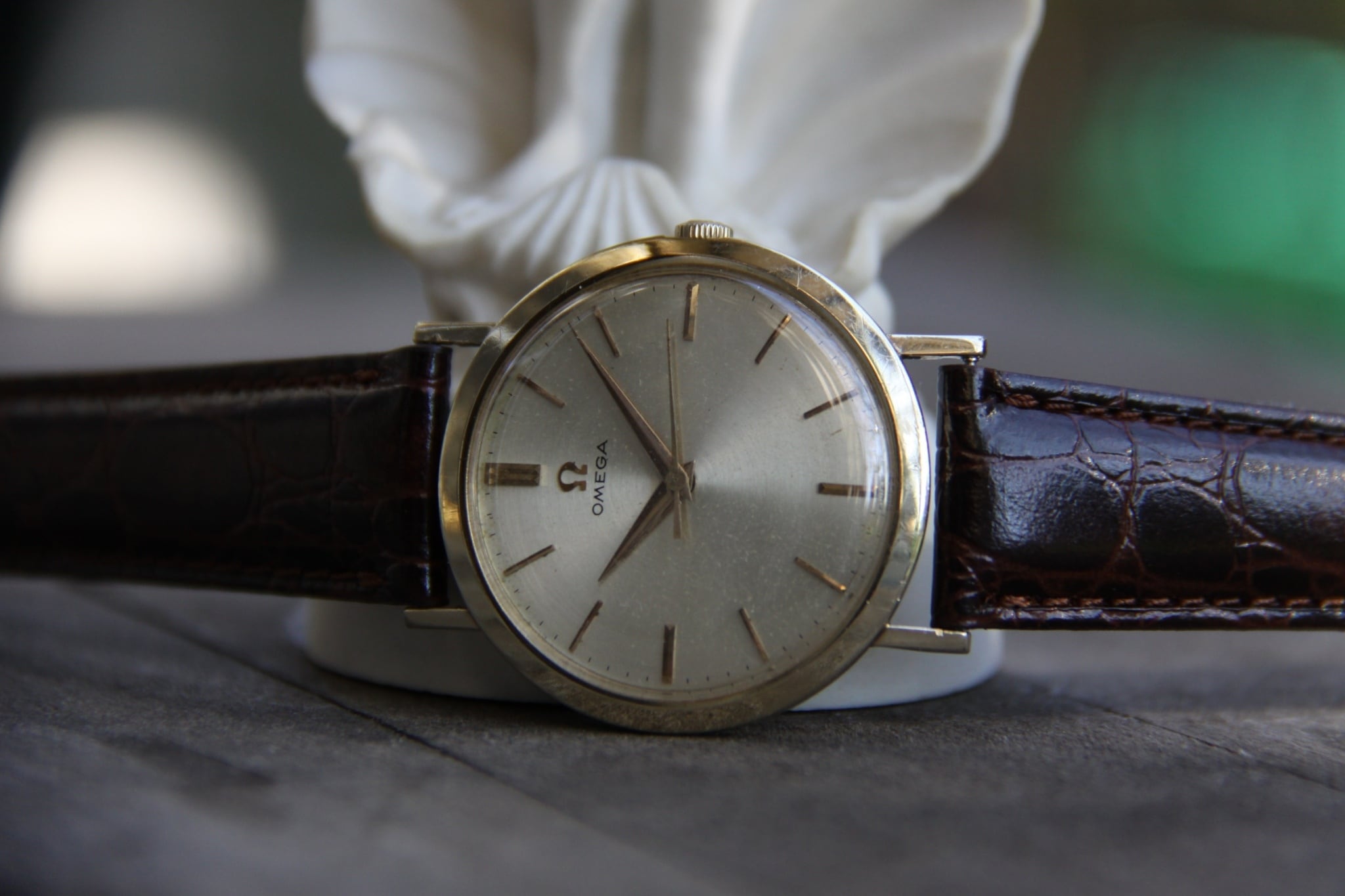 OMEGA】 1950s オメガ ノンネーム ドレスウォッチ 金張り ドルフィン