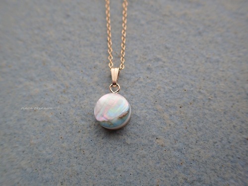 iridescent clouds necklace【夜光貝】