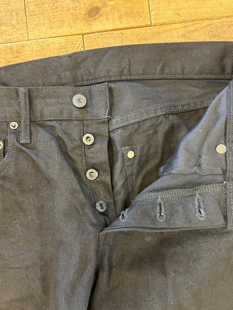 ONI DENIM(鬼デニム)13ozジェットブラックデニムジーンズ642-13BK