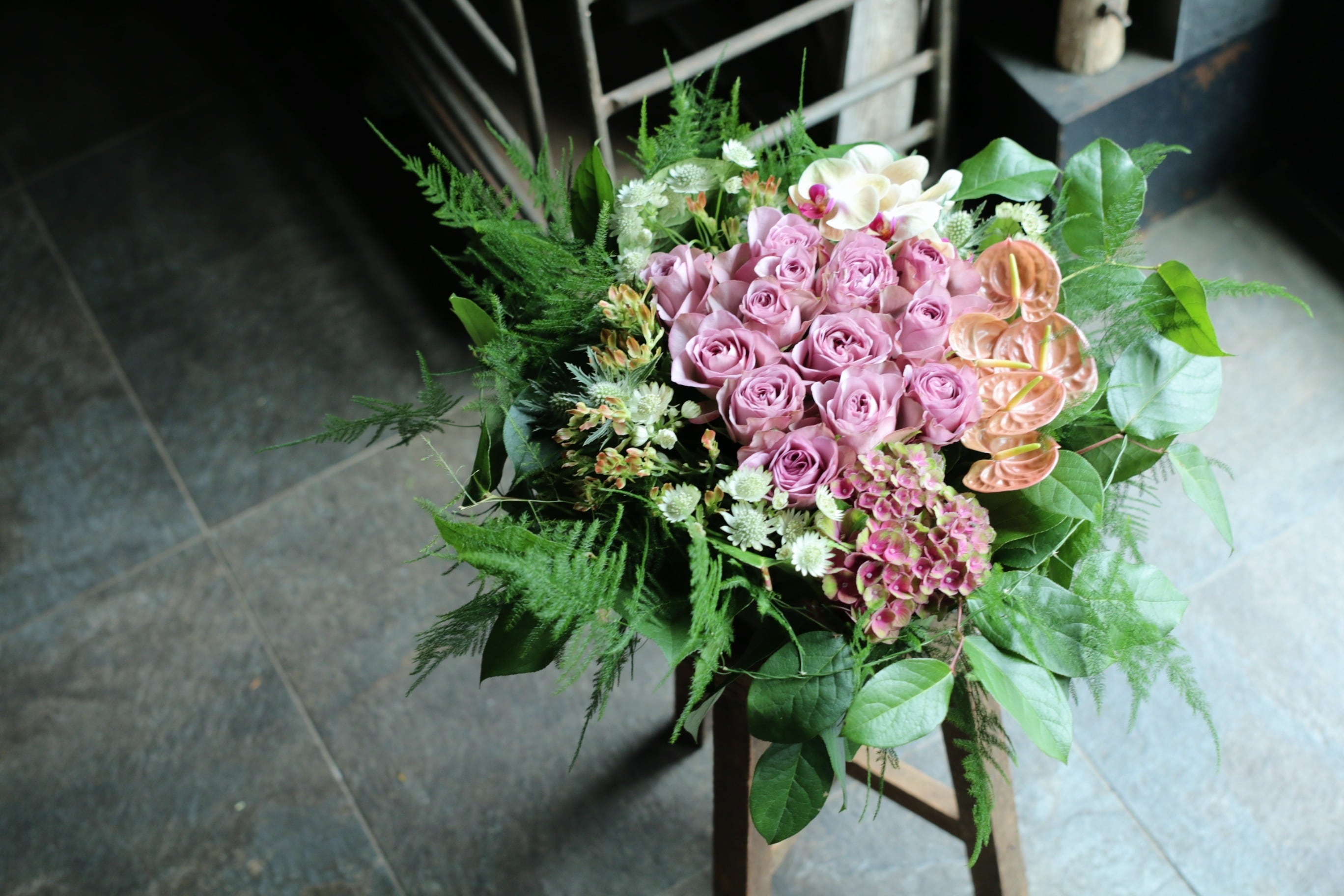 季節のお花のお任せアレンジメント|L