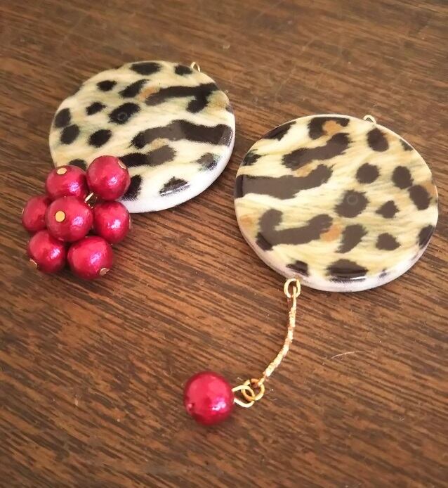 【セール】【サンプル品】ヒョウ柄アシメピアスorイヤリング