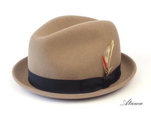 NewYorkHat・ニューヨークハット #5325/ Pinched Stingy Fedora （アーモンド）