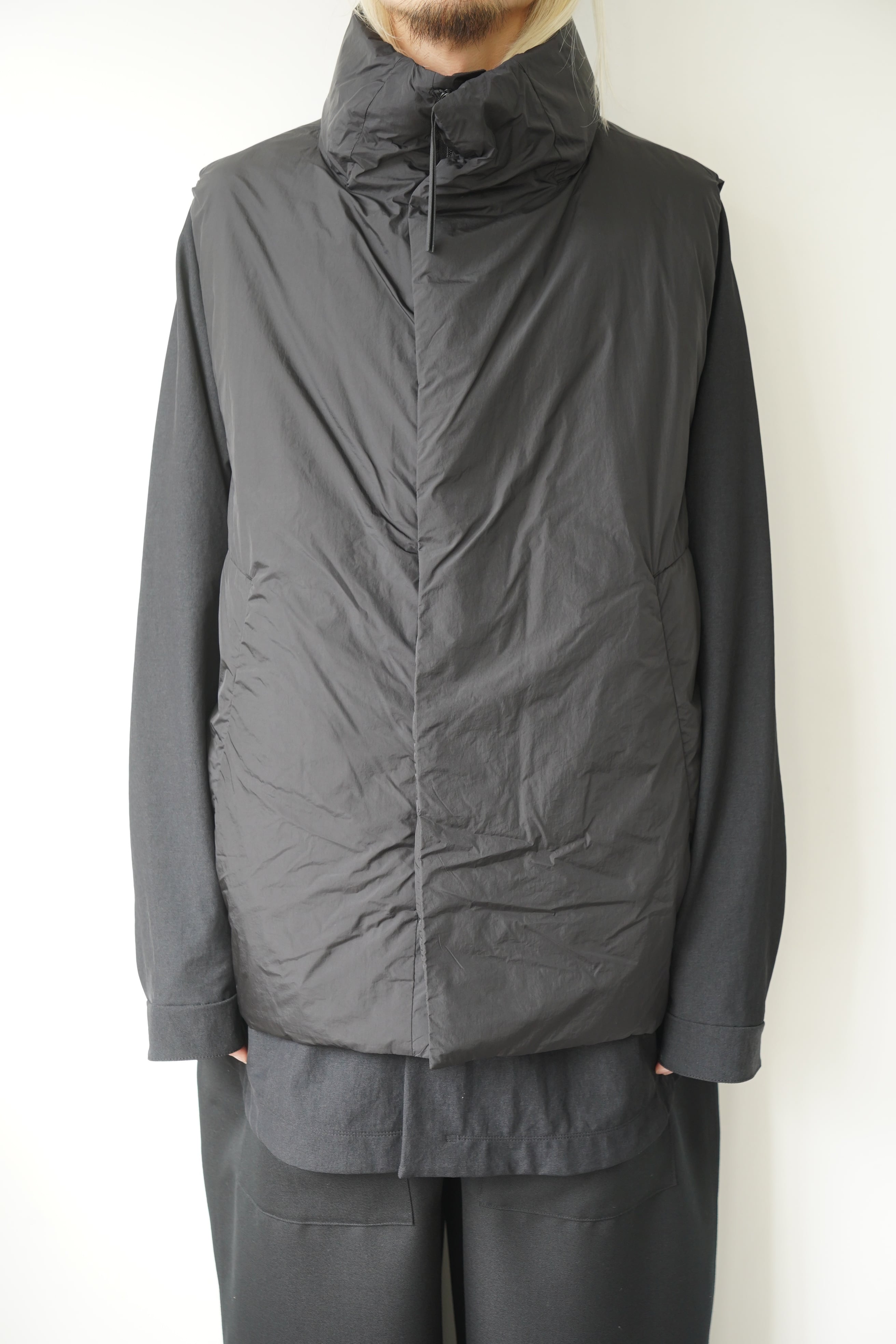 TEATORA / MUTE SCOPE VEST - EVA | LiNN