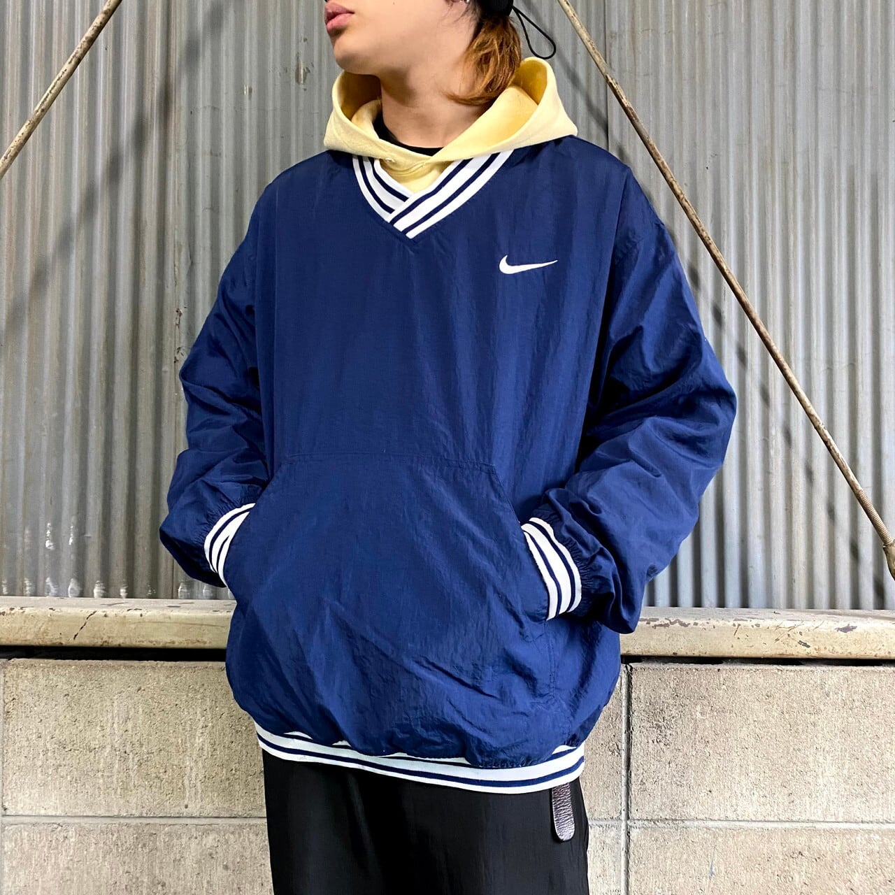 NIKE ナイキ 90's vネック ナイロンジャケット