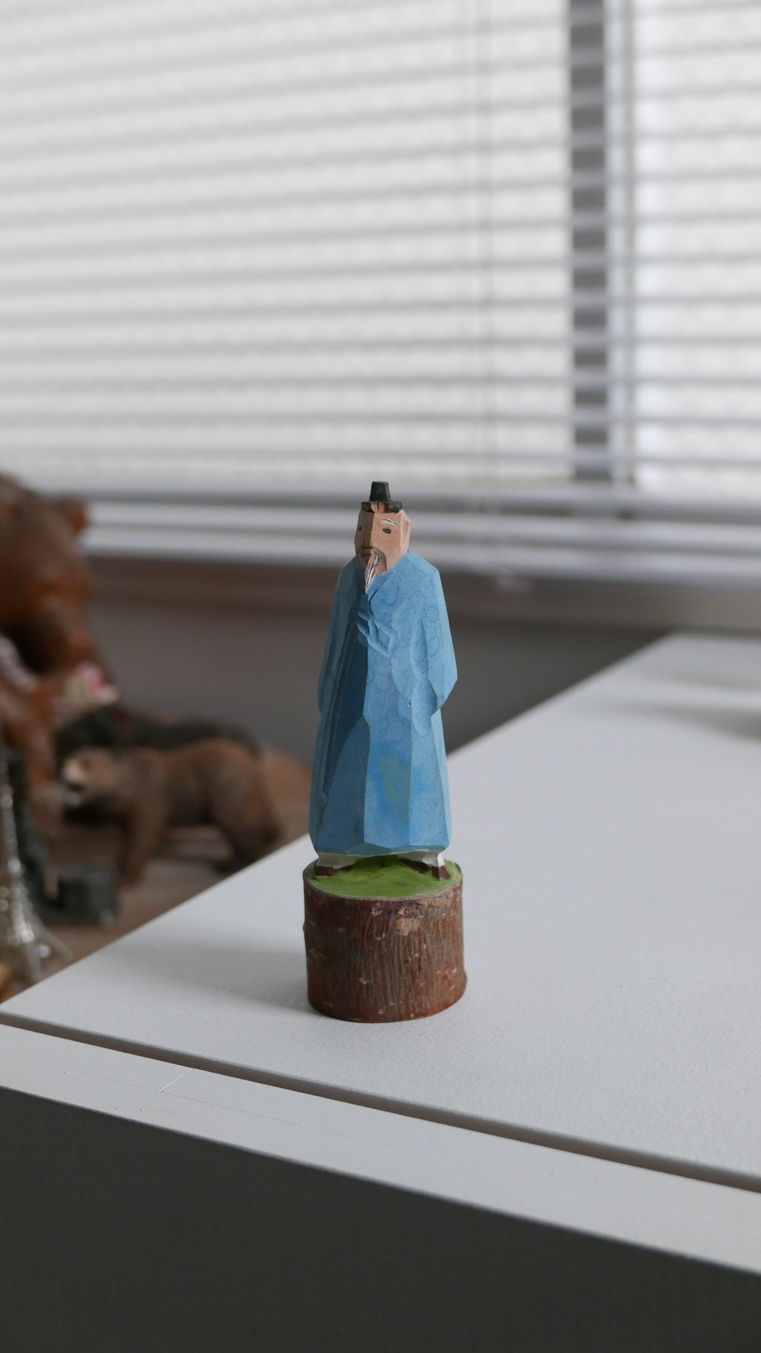 朝鮮風俗人形 , pastel blue