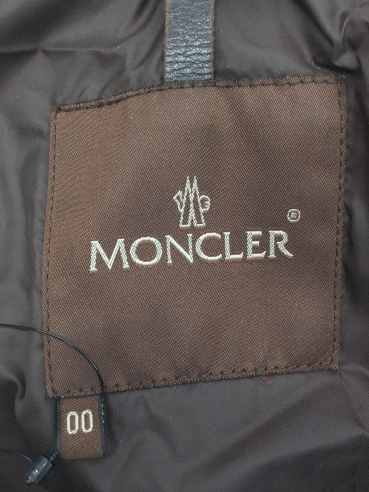 MONCLER(モンクレール)ファーダウンジャケット/ブラウン