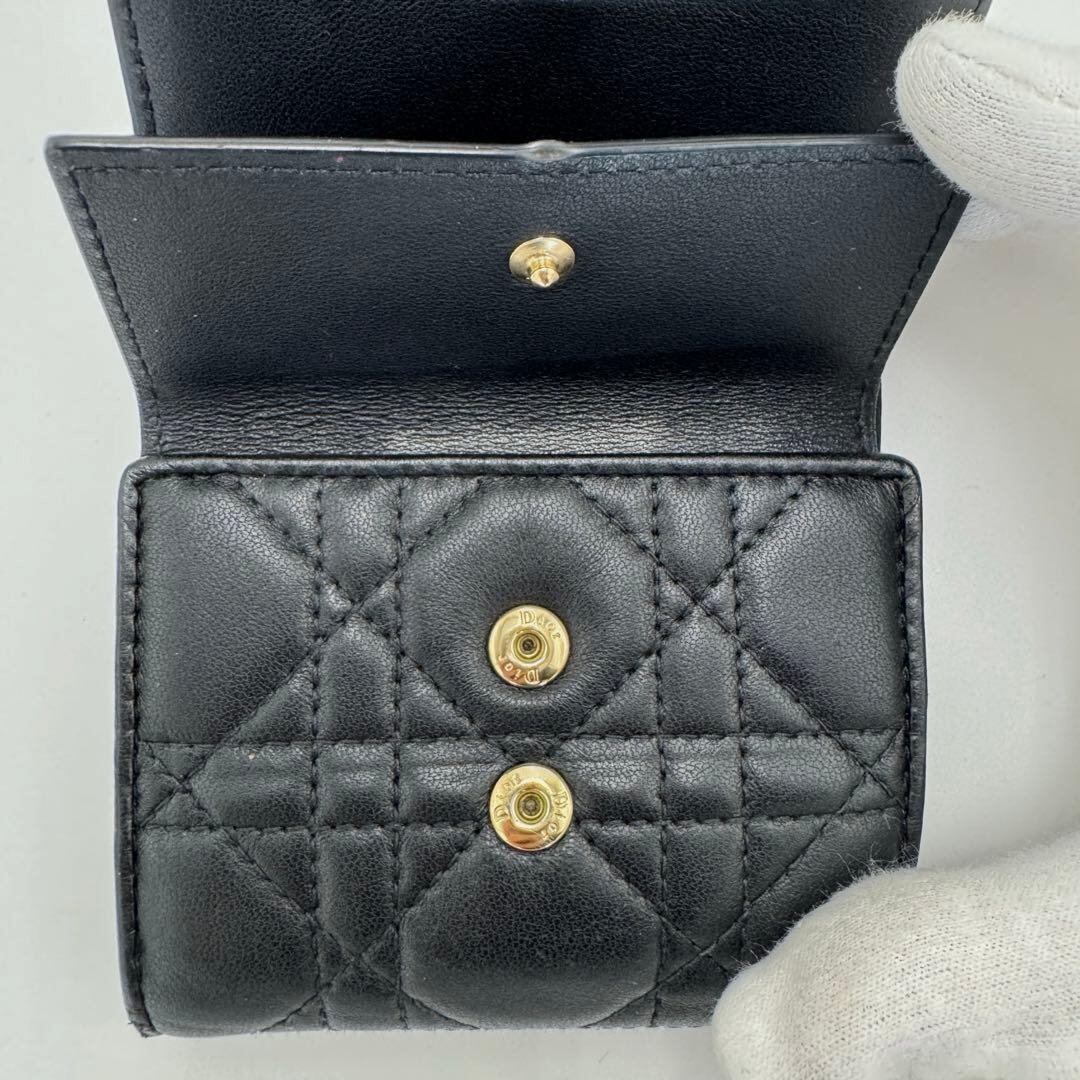 No.607 Christian Dior クリスチャンディオール 三つ折り財布 レディ