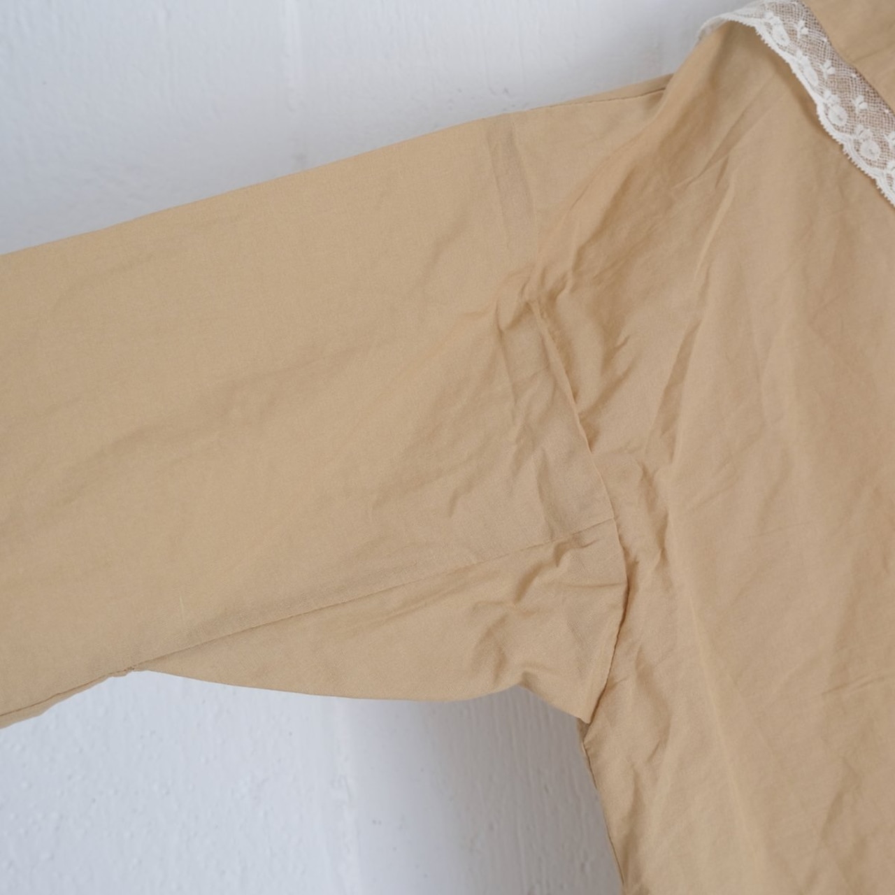 TOWAVASE(トワヴァーズ)Leavers blouse コットンリネン セーラーカラーブラウス/ beige