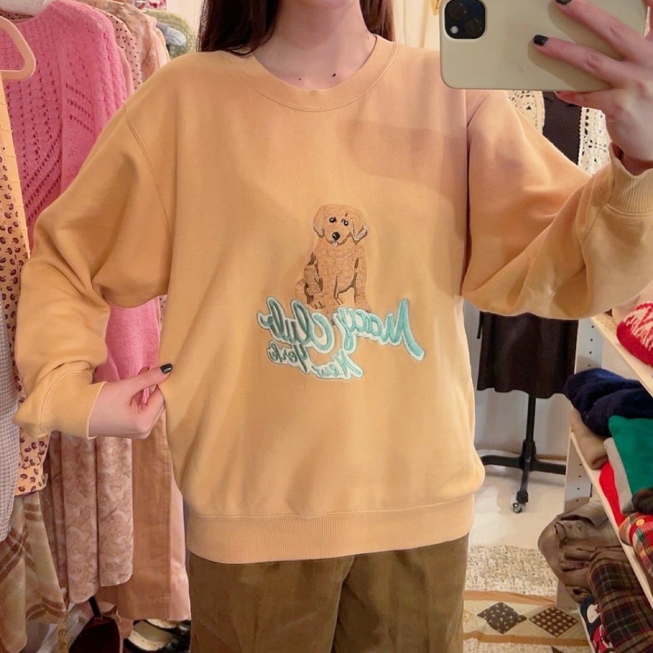 dog embroidery orange sweat