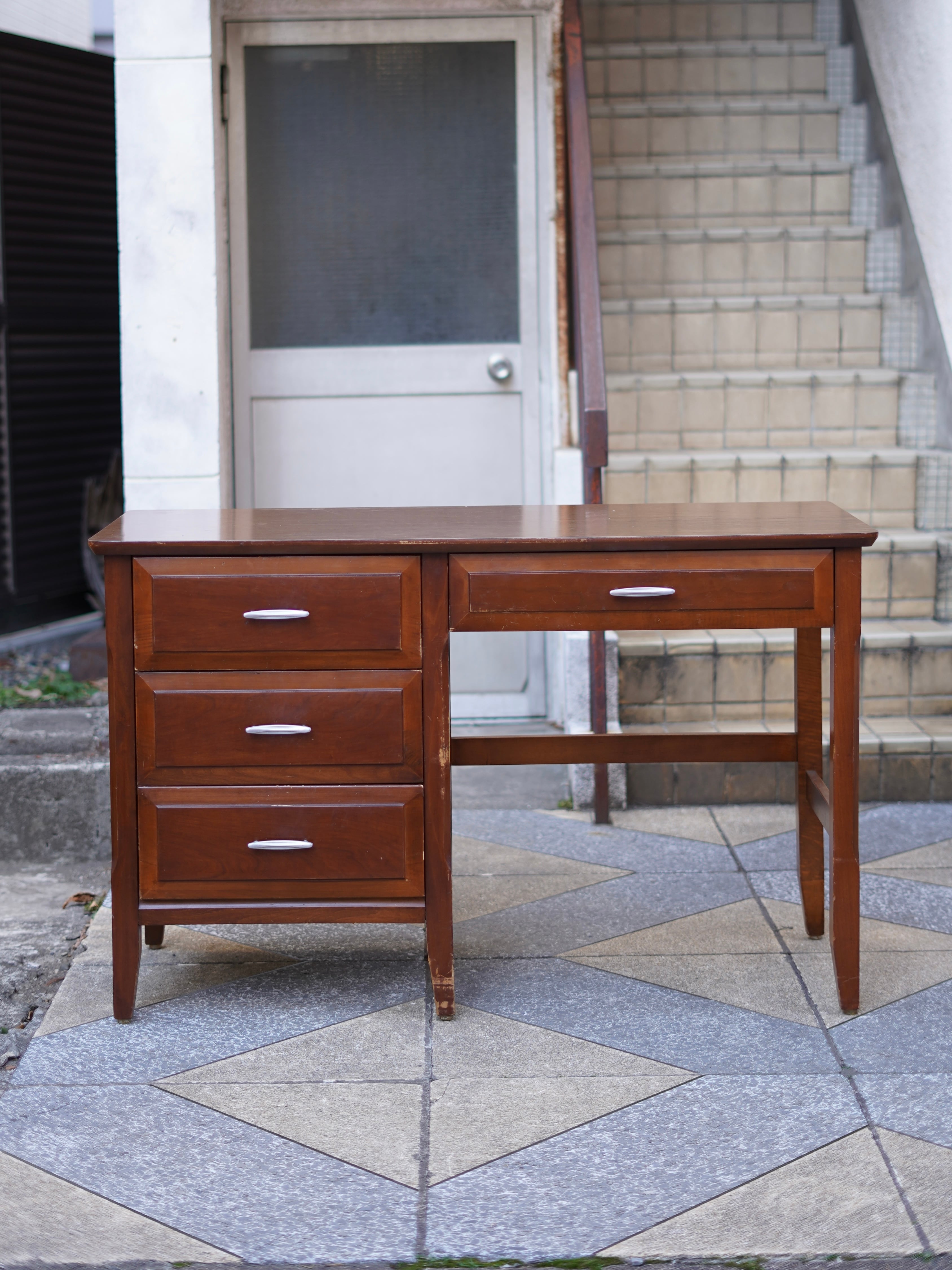 B.P.John製片袖デスク B.P.John Furniture vintage 片袖デスク 1967年製 | トリノス-torinoth