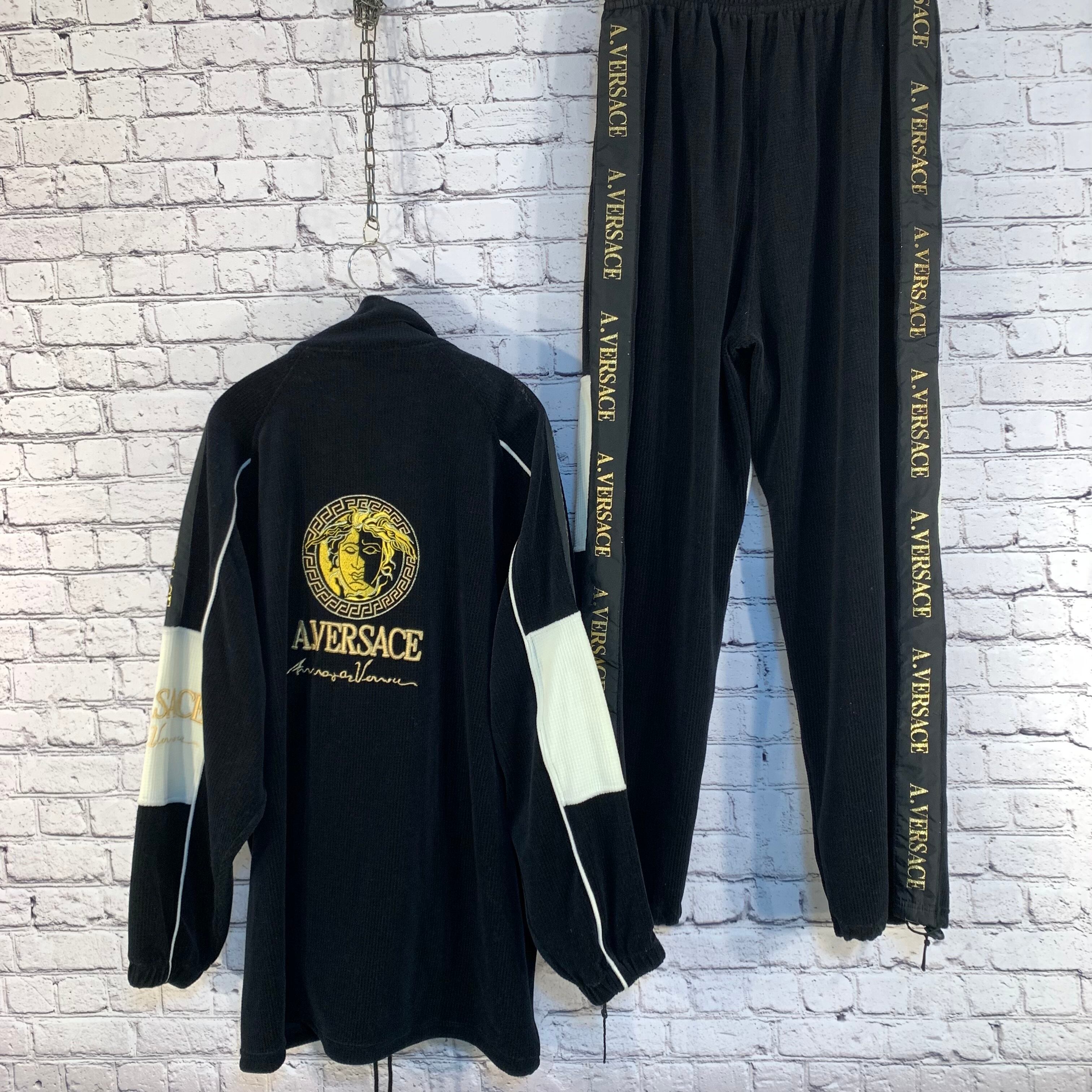 超激レア! A.VERSACE ヴェルサーチ ベロアセットアップ 90s 超激レア! A.VERSACE ヴェルサーチ ベロアセットアップ 90s