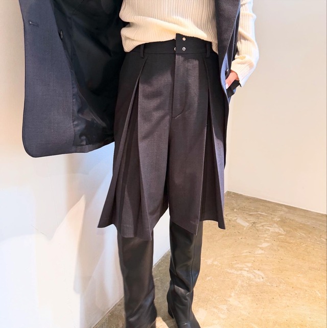 エイミーロウ　eimeelaw　Eimee Law　ボックスプリーツハーフPT