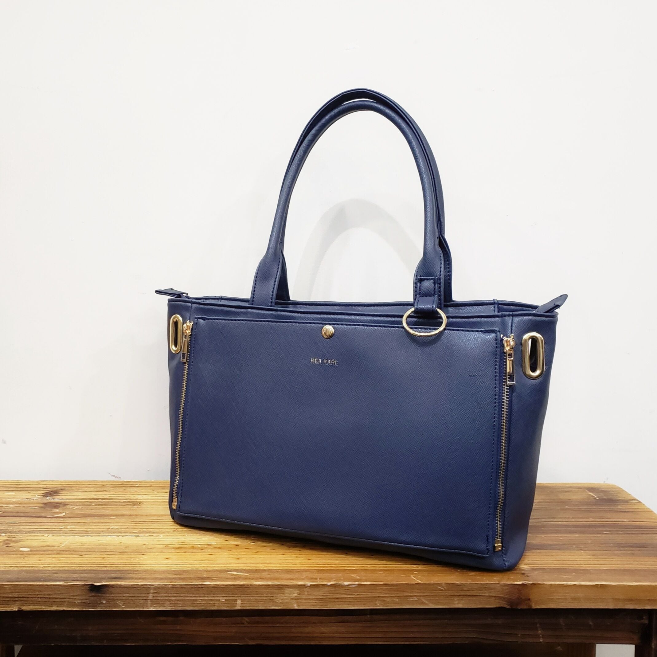 送料無料】クルアMsizeトート隠せる痛バッグ シンプル 推し活 痛包