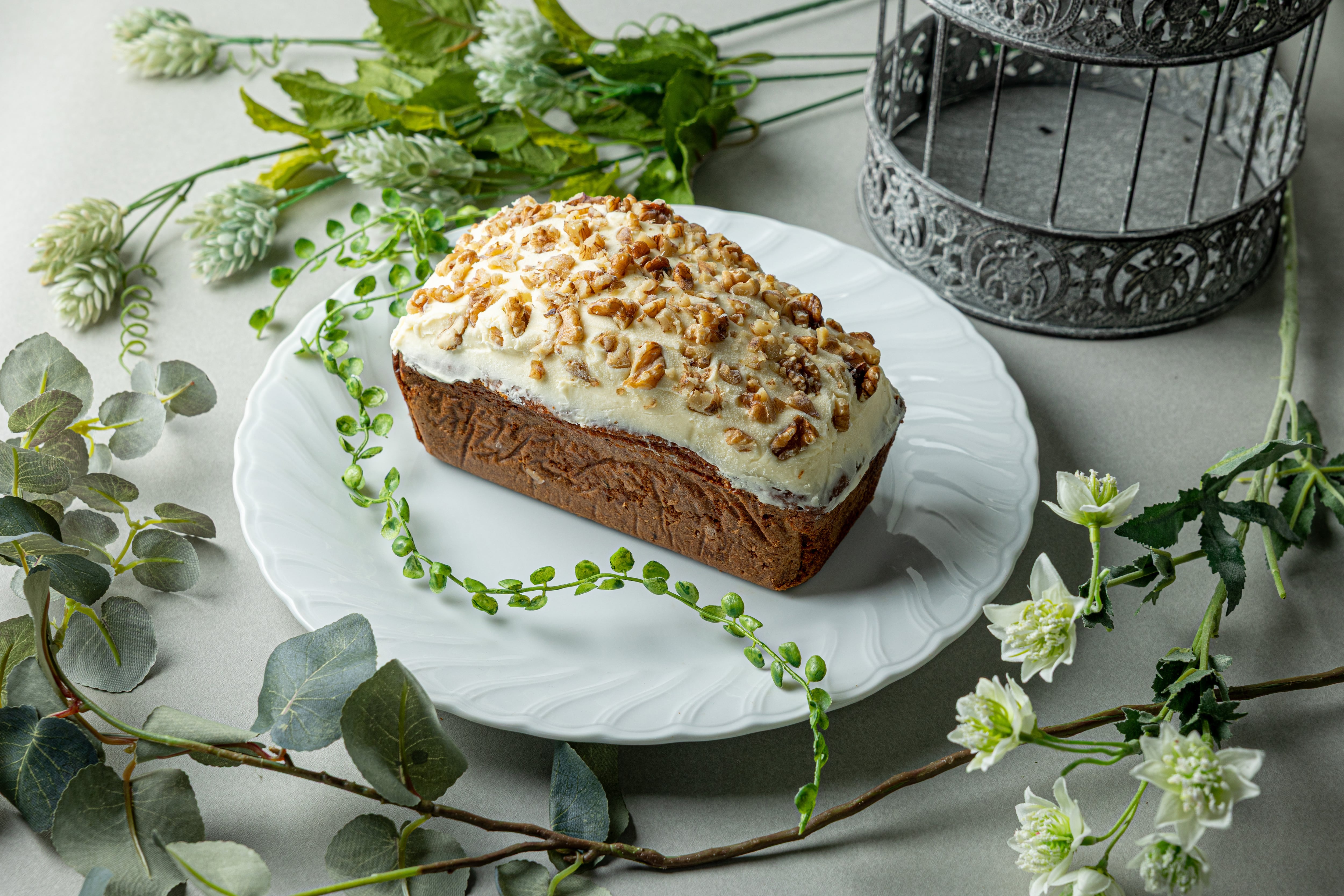 キャロットケーキ1本（こちらはロースイーツではございません