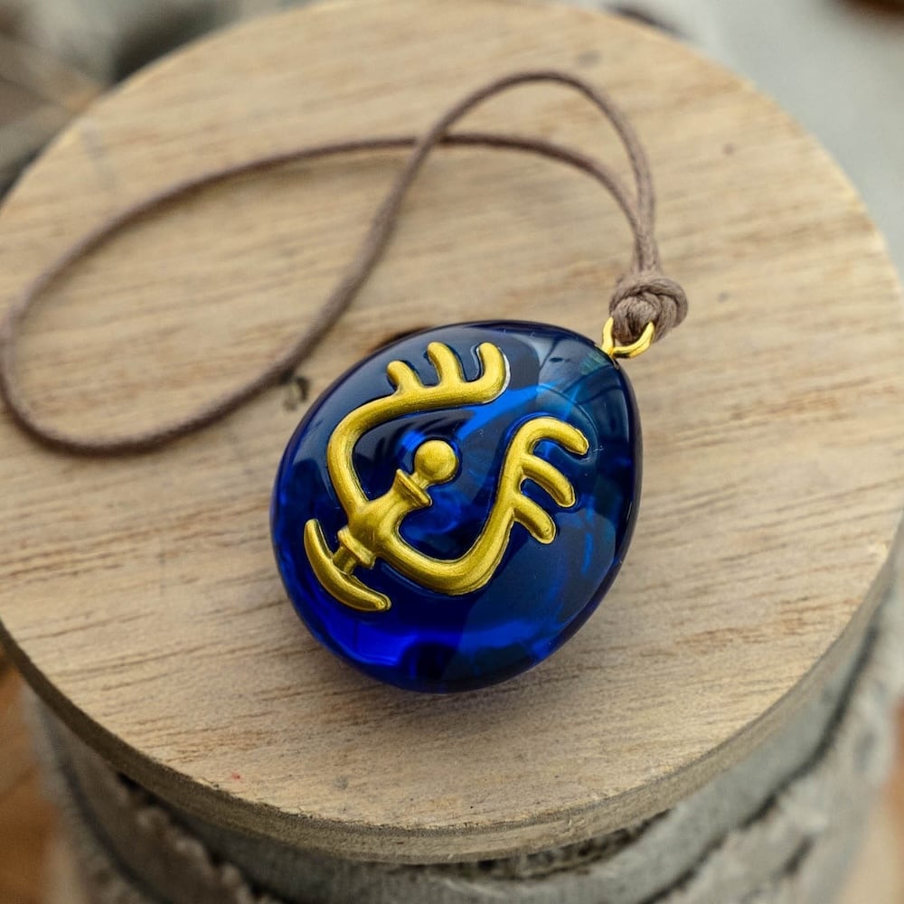 天空の城ラピュタ 飛行石キーホルダー（王の飛行石） | すすのこ商店