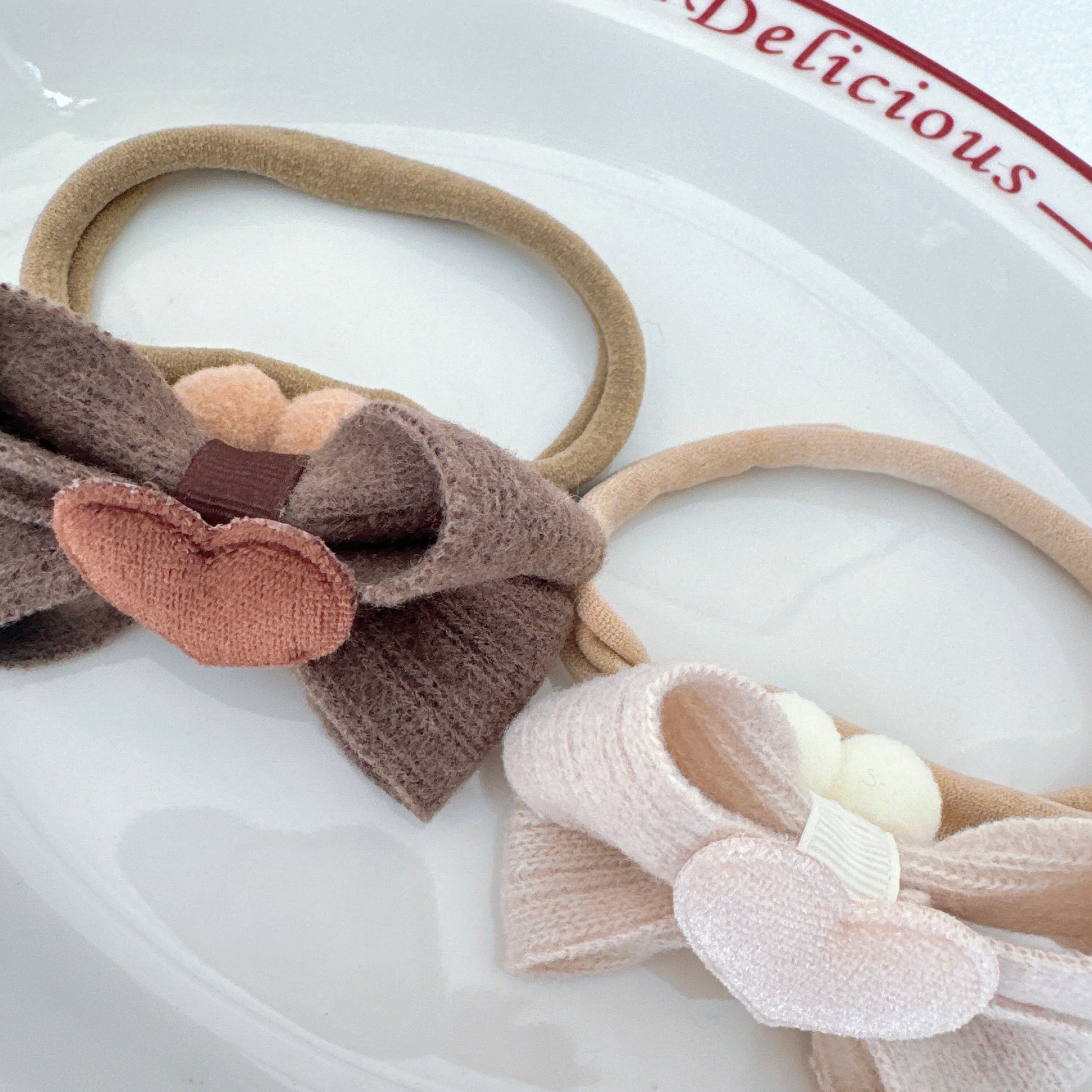 茶系ハートリボンヘアバンド（後ろ支え付き）