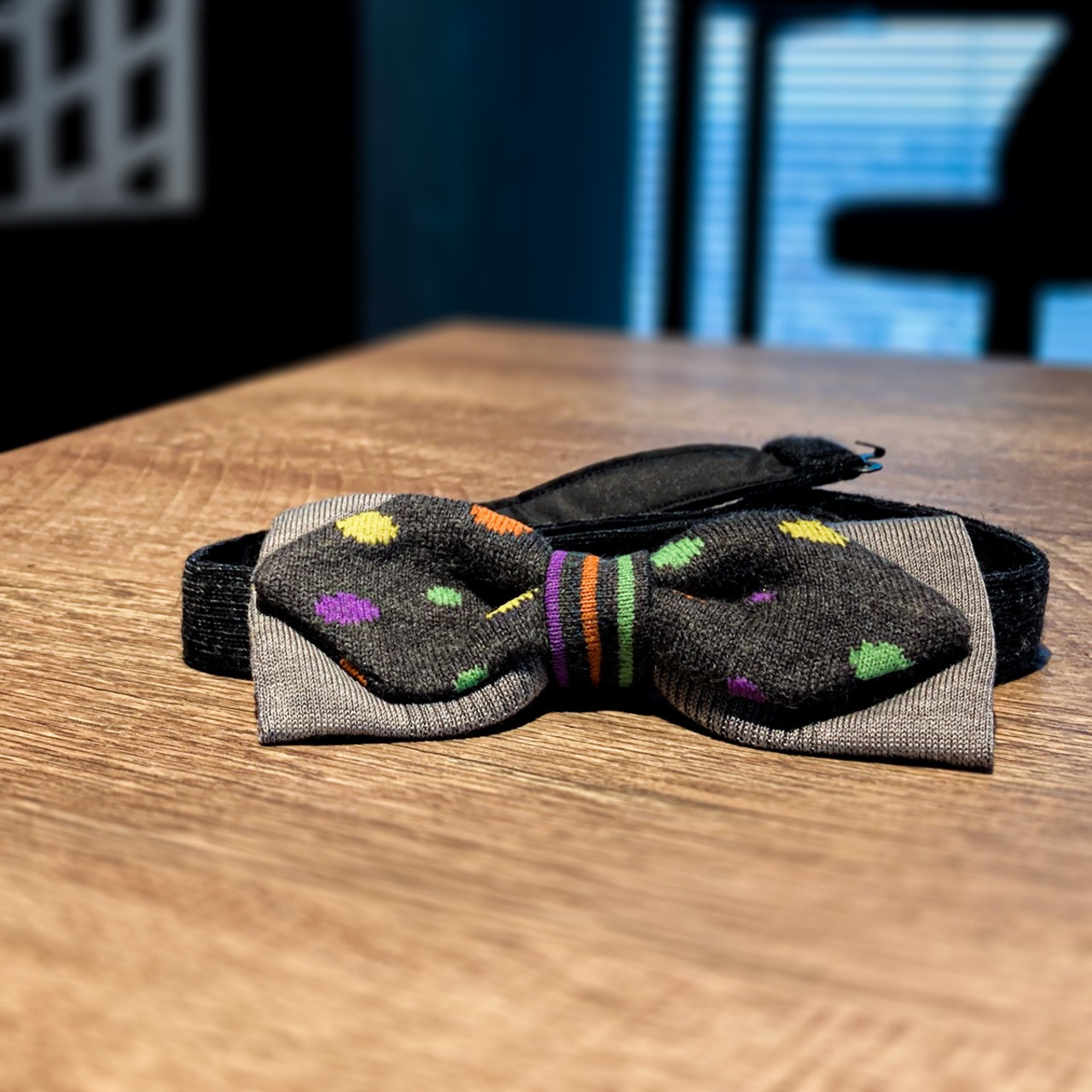 BOW TIE MADE OF SOCKS @COLORFUL POLKA DOTS　　
