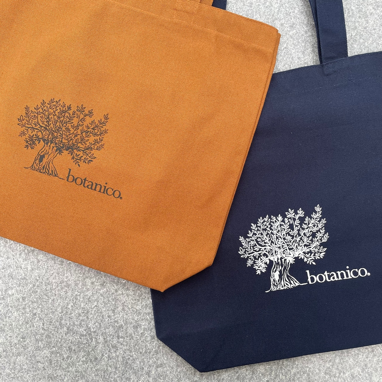 LOGO TOTE BAG ／ Navy