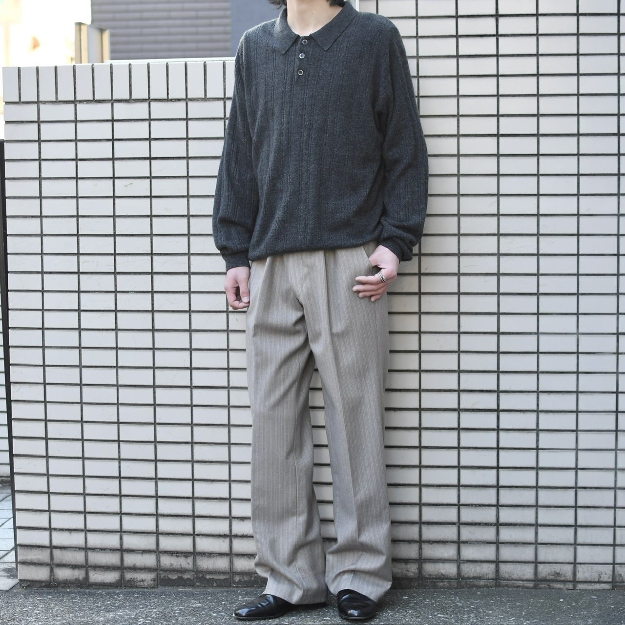 straight silhouette stripe wool slacks gray