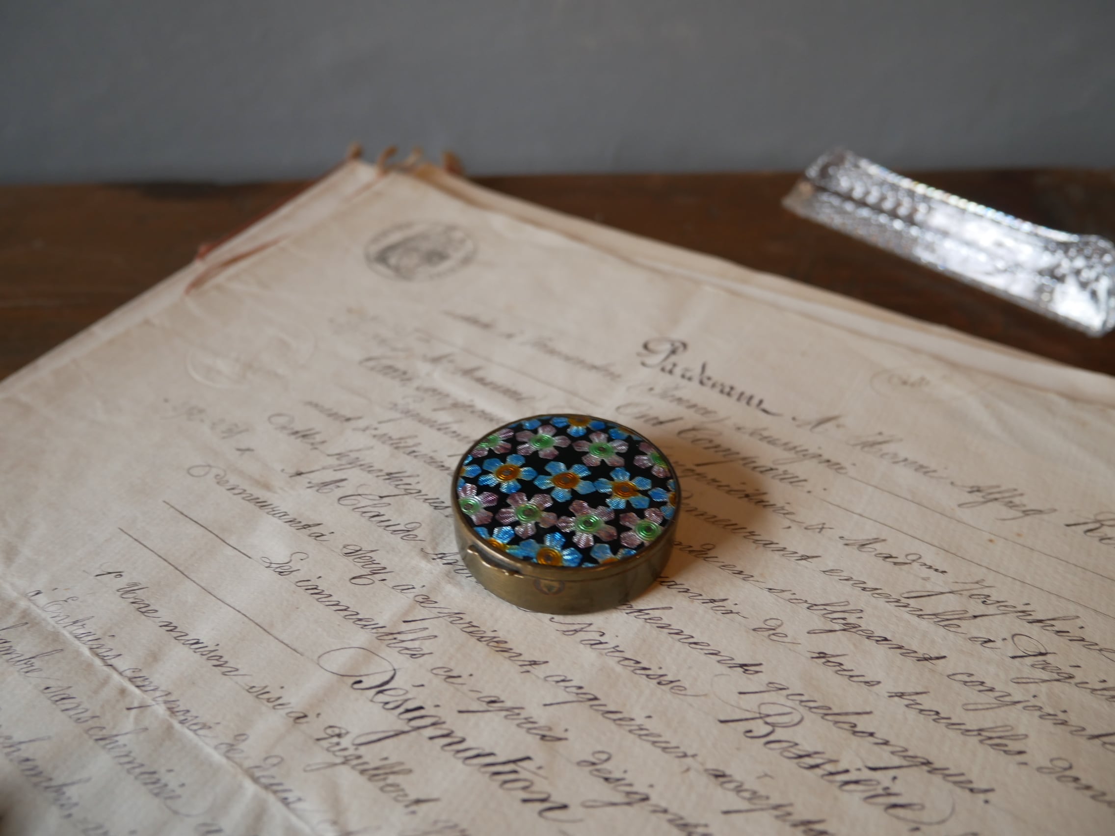 フランスアンティークコンパクト