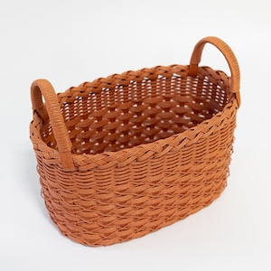 かけ編みのかご/善田　希