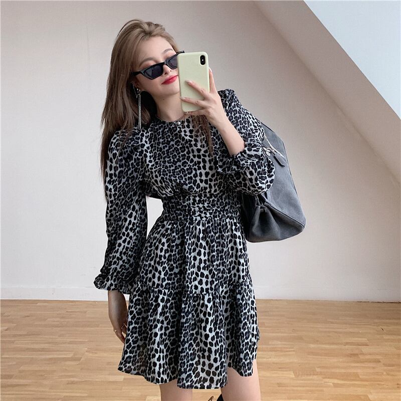 ヒョウ柄長袖ワンピース2020年秋新作セクシー気質スリムショートスカートブラックフリルスカート ブラックストロベリース65320426883