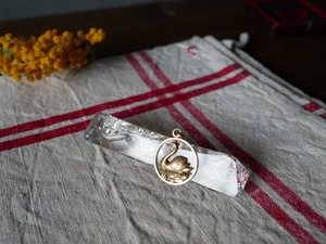 スワン ネックレストップ　France vintage