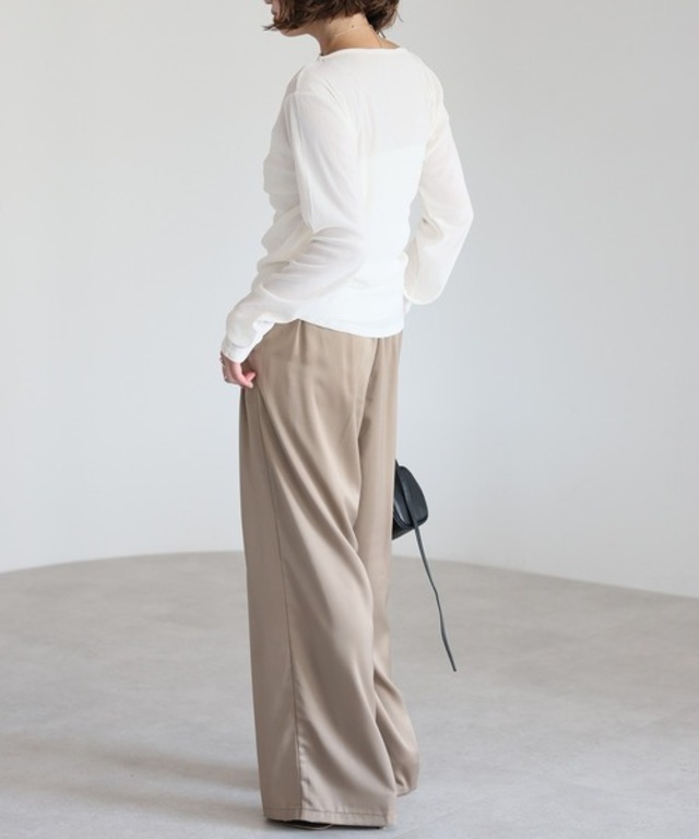 ベロアアシメシルエットトップス