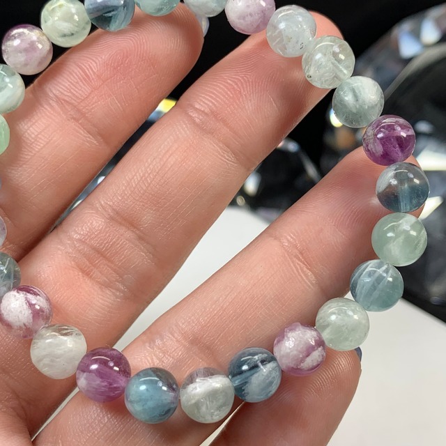 2.エンジェルフェザーフローライトブレスレット