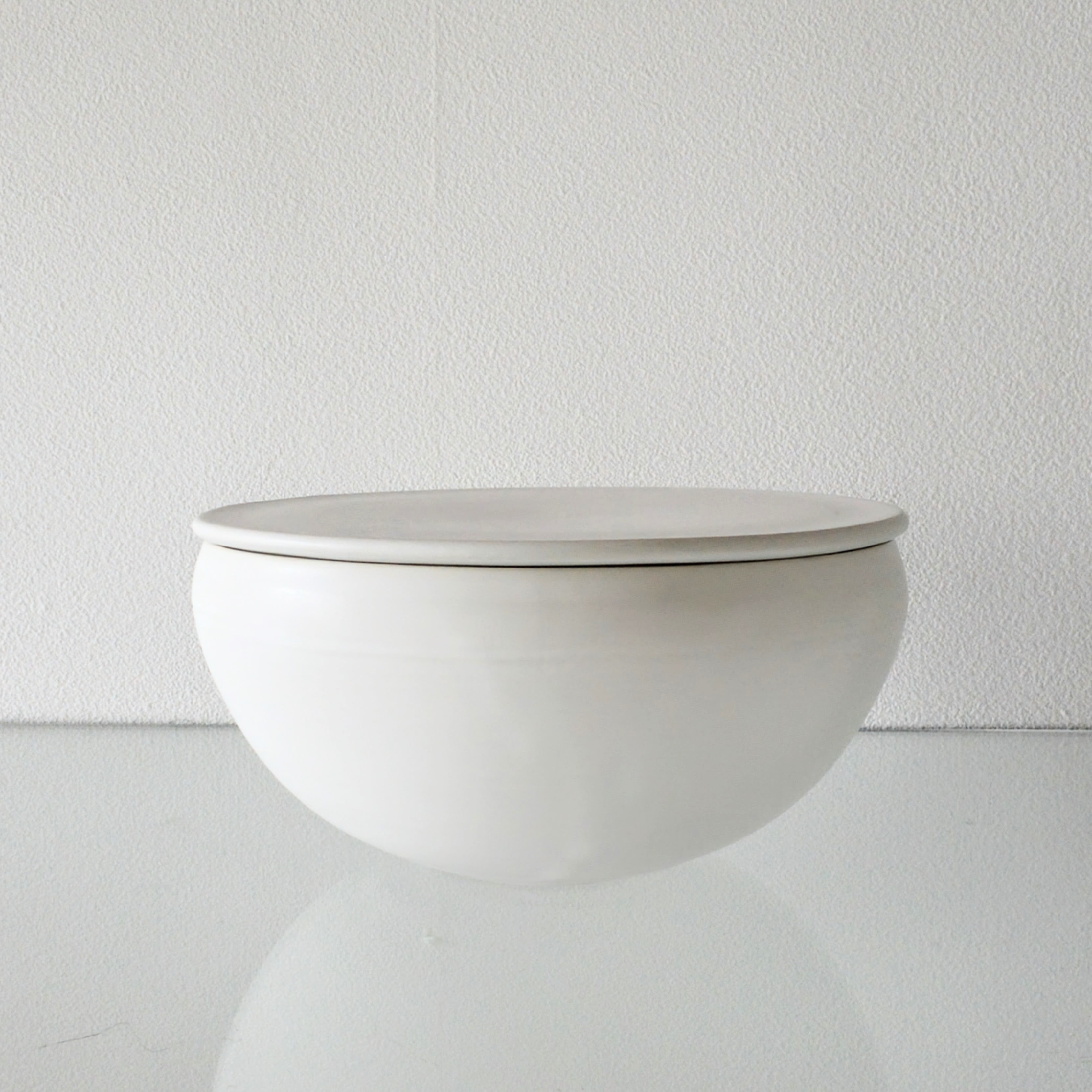 【LIMITED】小野俊 / 白珠釉 蓋物(手なり)LL