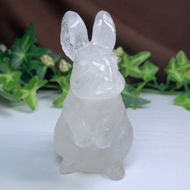1.可愛い水晶うさぎさん