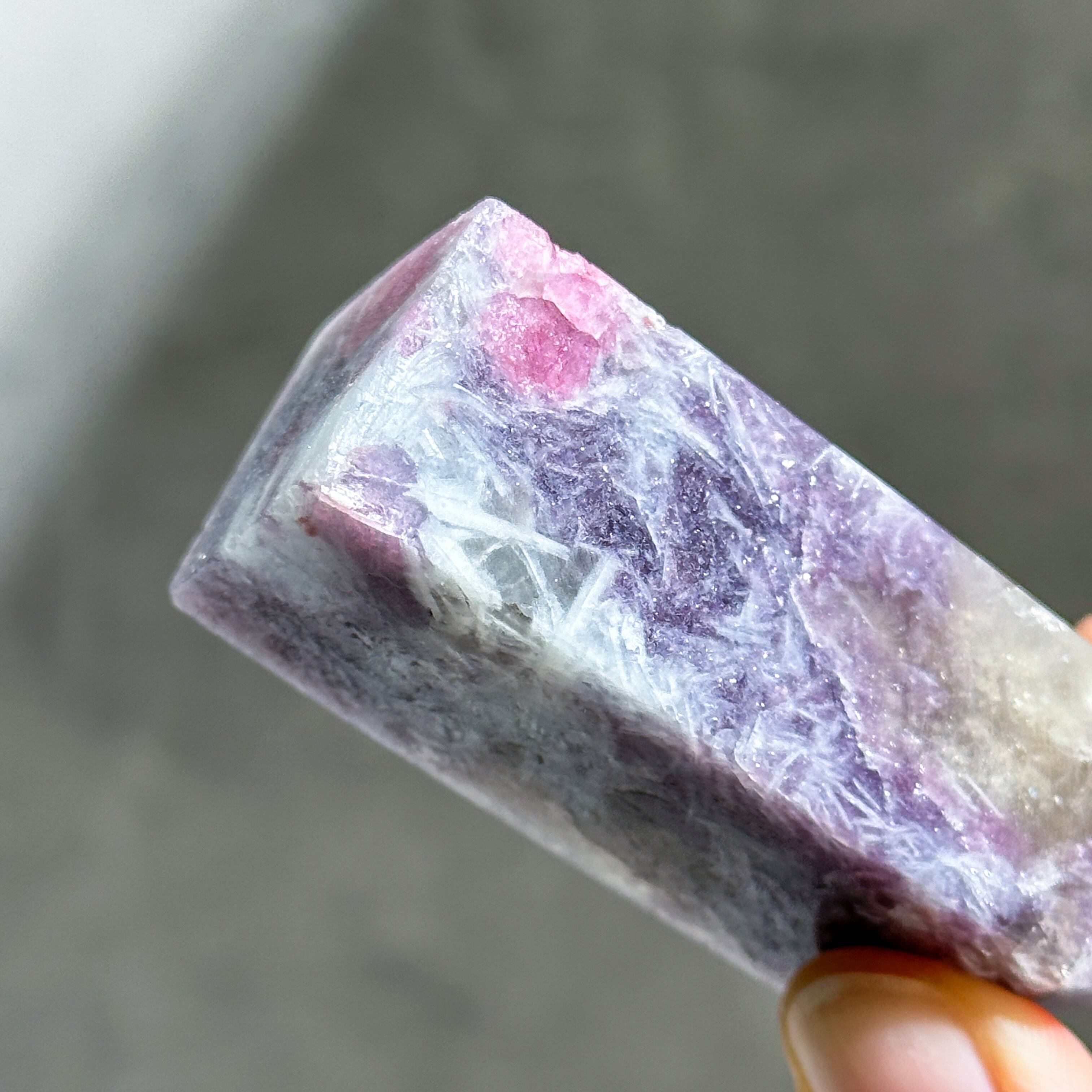 ユニコーンストーン タワー61◇ Unicorn Stone ◇天然石・鉱物
