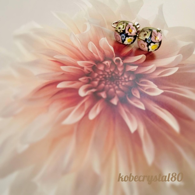 ヴェネチアンガラス　Ｍフラワーイヤリング・【10206MY6】